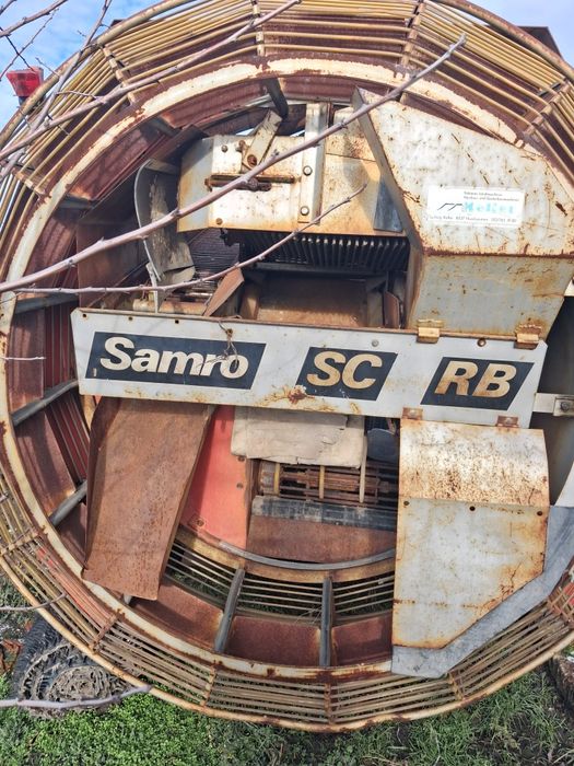 Combina recoltat cartofi