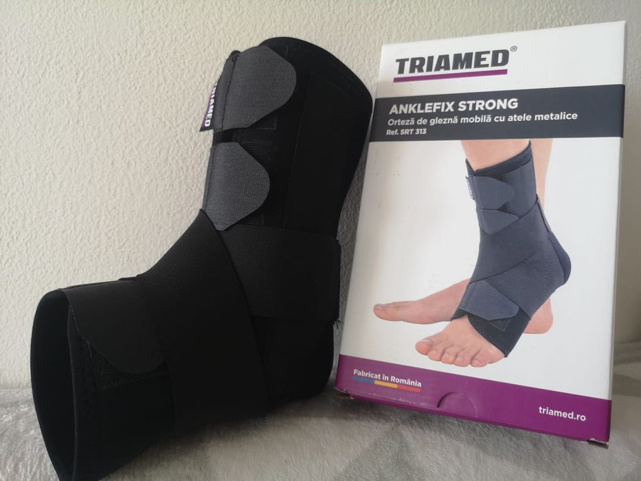 Orteza de glezna mobila cu atele metalice cu design anatomic