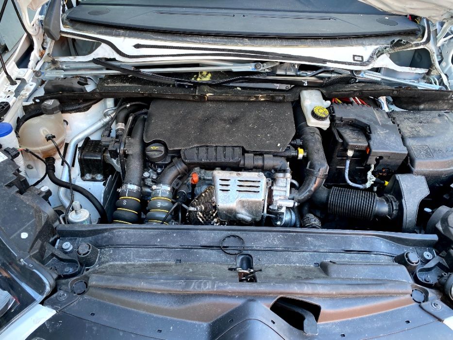 Продавам Citroen C4 1.2 T, 110 к.с., 5 скорости 2018 г., Ситроен Ц4 1.