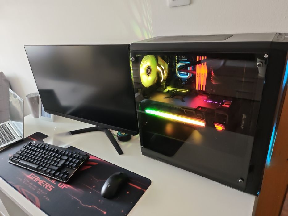 Carcasa PC Bitfenix Enso + Sursa Corsair CS750M