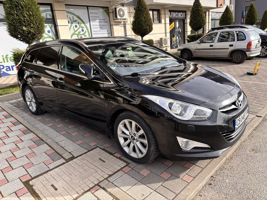 Хюндай i 40  автоматик 1.7 136кс