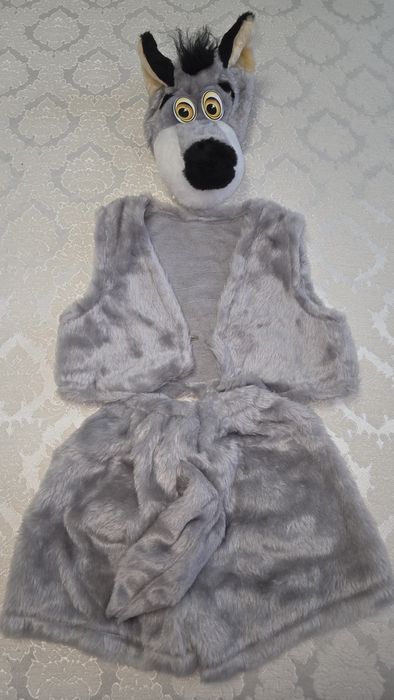 Продам карнавальный костюм Волка