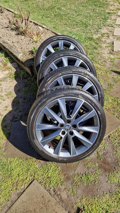Roți vară  jante Al R17 Skoda Fabia Rapid Vw Polo Seat Ibiza 215 40 17