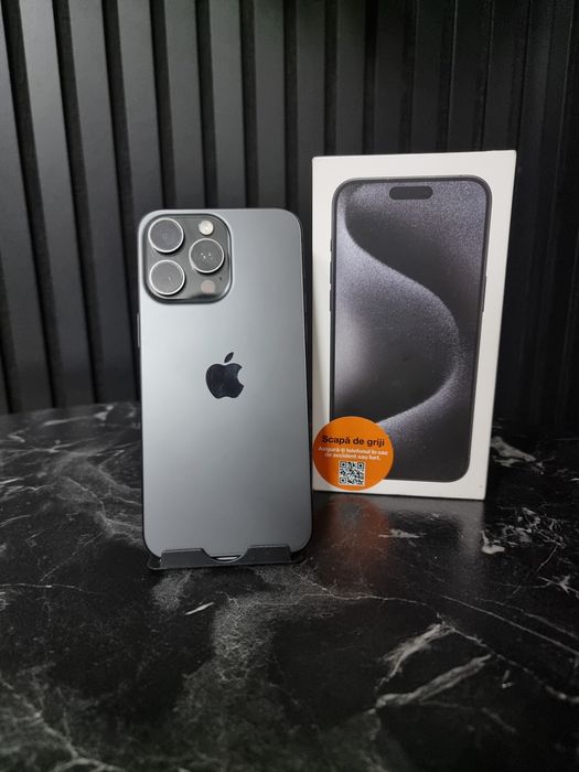 Noble Amanet - iPhone 15 Pro Max - 256GB - 83%