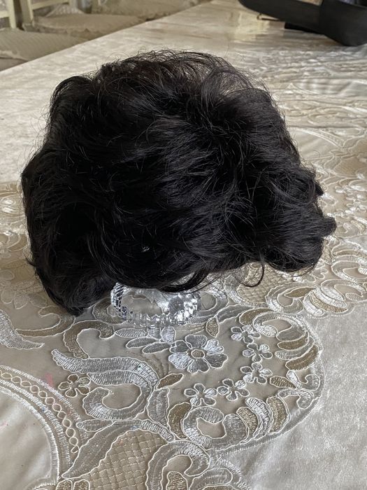 Продаются парик женский