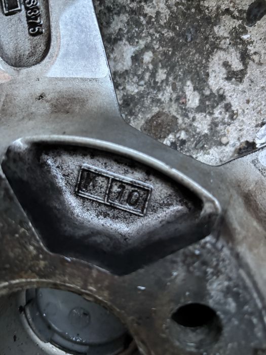Vand jante aluminiu cu cauciucuri