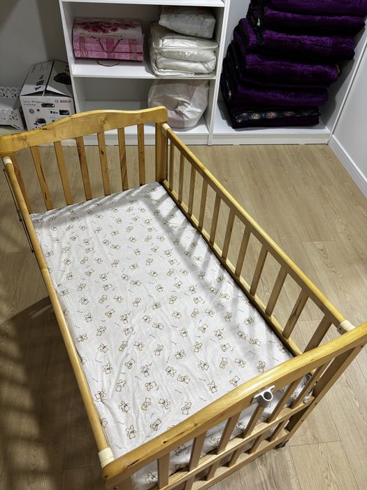 Продаётся кровать в хорошем состоянии