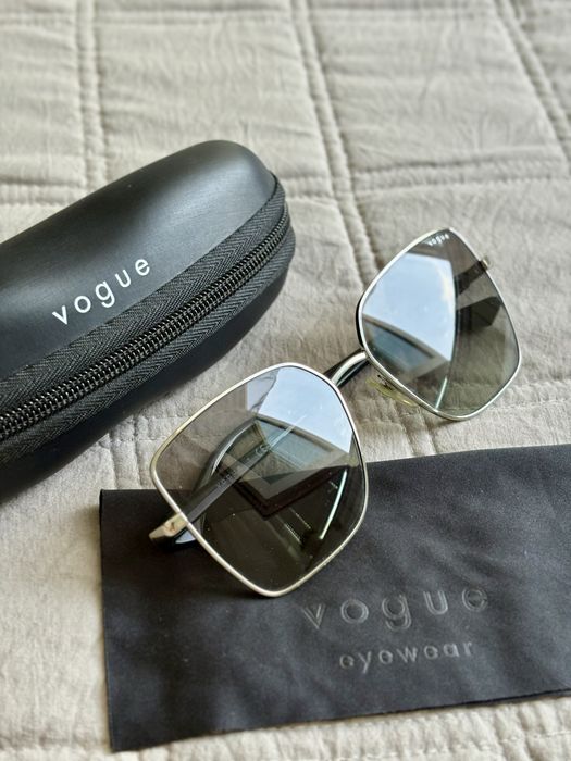 Слънчеви очила Vogue & Guess