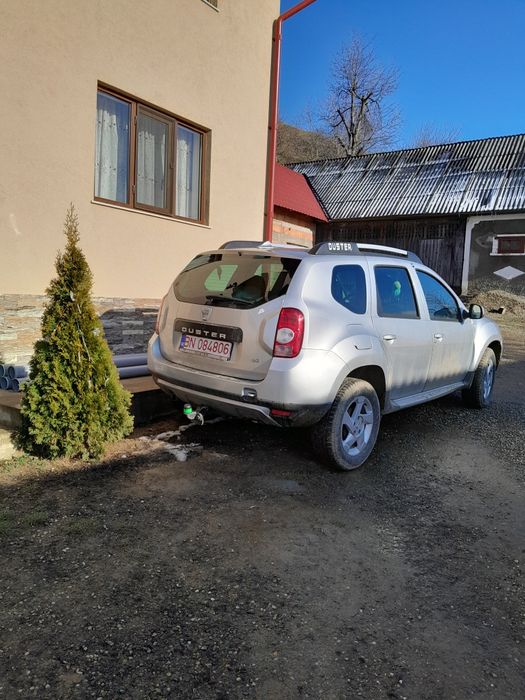 Vind dacia duster 4x4 dizel caociucuri noi distribuție schimbată RAR