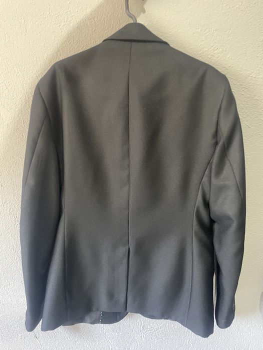 Сако-мъжко; Агресор