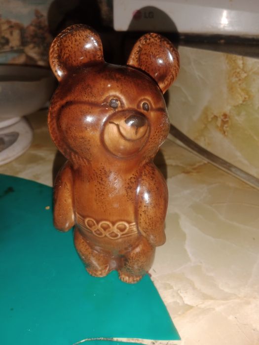 Продам статуэтки