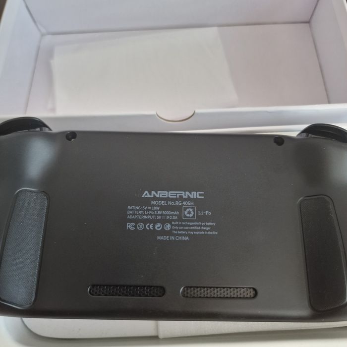 Anbernic RG406H Game Console
