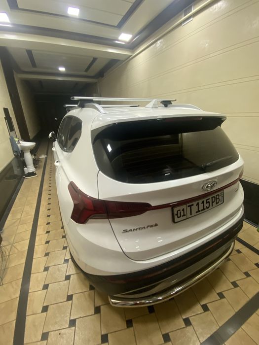 Hyundai santafe 2021 год