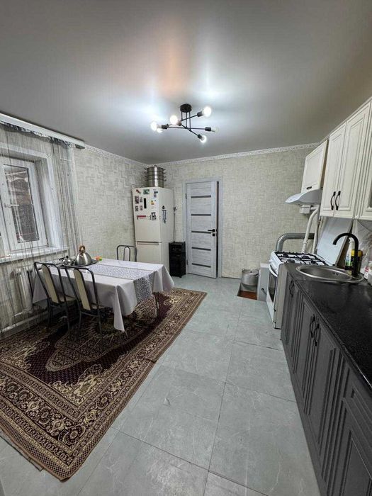 В продаже трехкомнатный дом