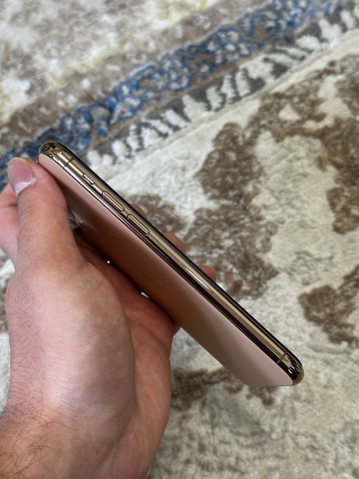 Iphone 11 pro telefoni