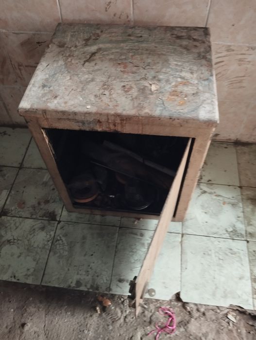 Сейф или несгораемый шкаф