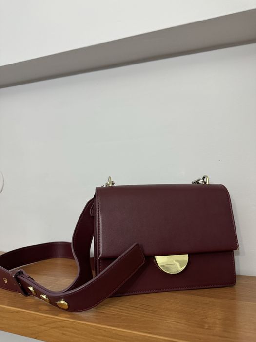 Продам женскую сумку