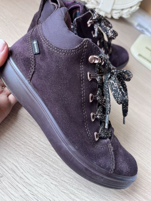 Продам полуботинки для девочки, бренда ECCO,