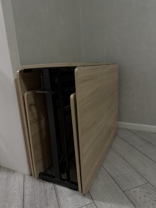 Срочно продам стол концоль!