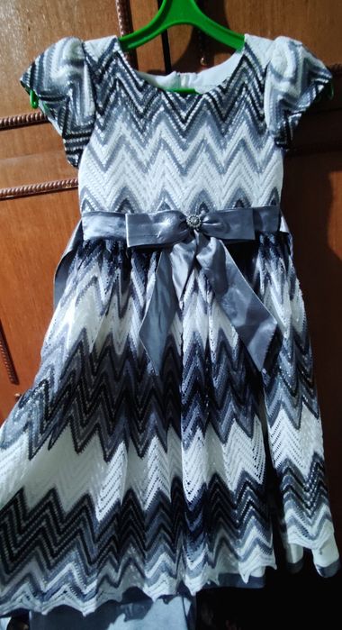 Праздничное платье для девочки