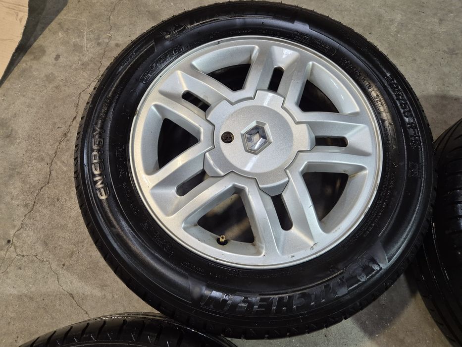 4х100/16 с гуми Dacia Renault 4x100/16 Рено Дачия