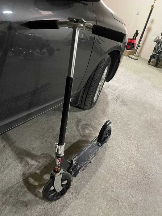 Мощный самокат детский б/у в рабочем состоянии