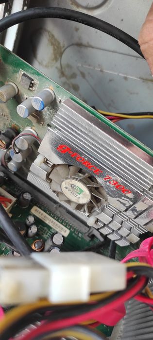 Продаю компьютер стационарный...