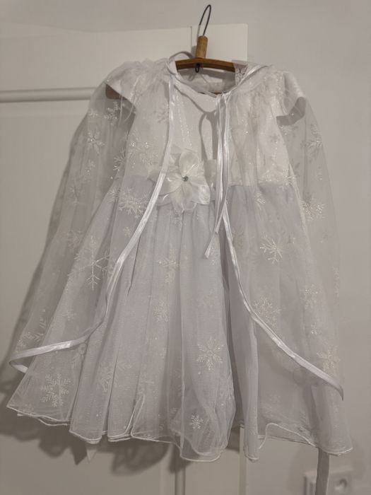 Платье на девочку