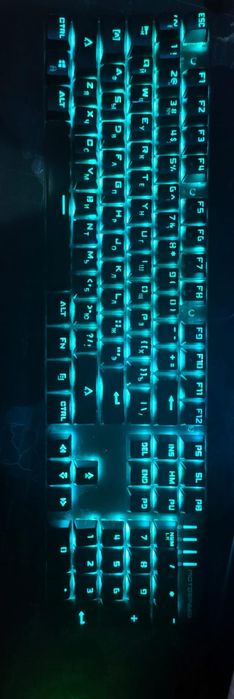 Продам игровую клавиатуру