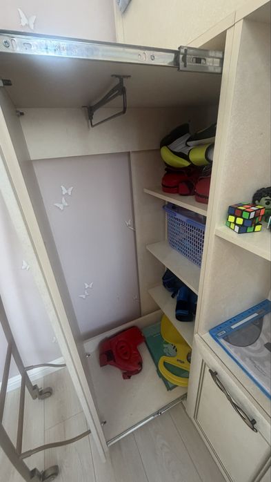 Двухъярусная кровать