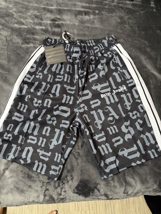 Pantaloni scurti L si Xl