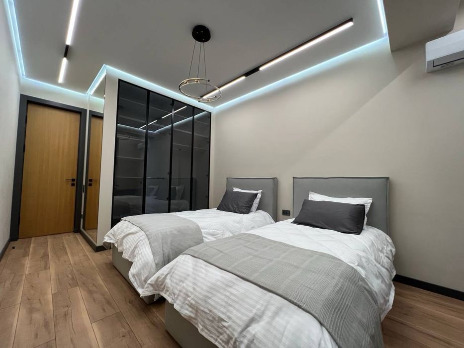 Жк Parisien-Двухьярусная! Сдается новая квартира в центре города!