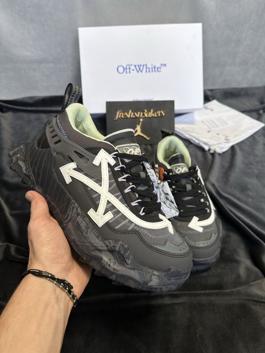 Off White Odsy 1000 Dark Grey (size 43)