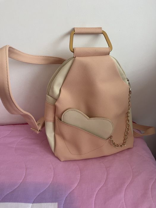 Дамска раница