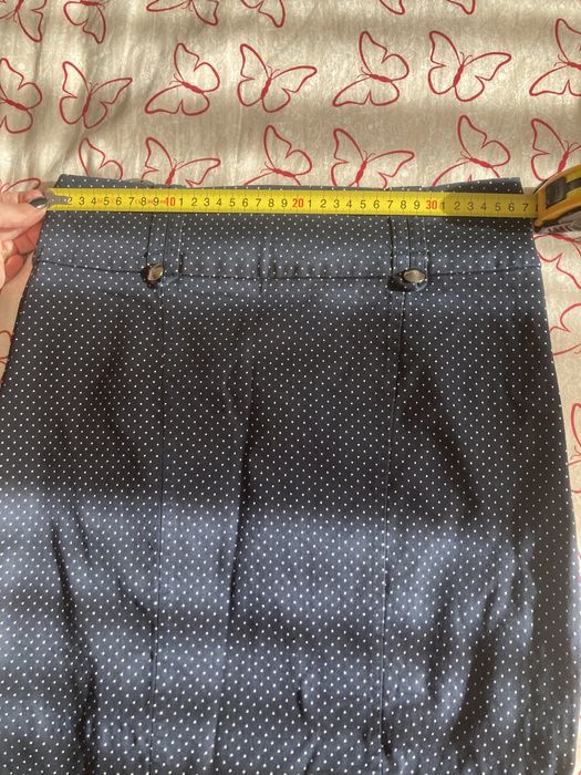 Fusta office conica albastru cu buline albe