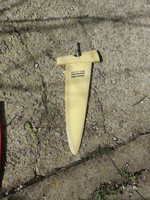 Продавам ундсърфове и уиндсърф оборудване