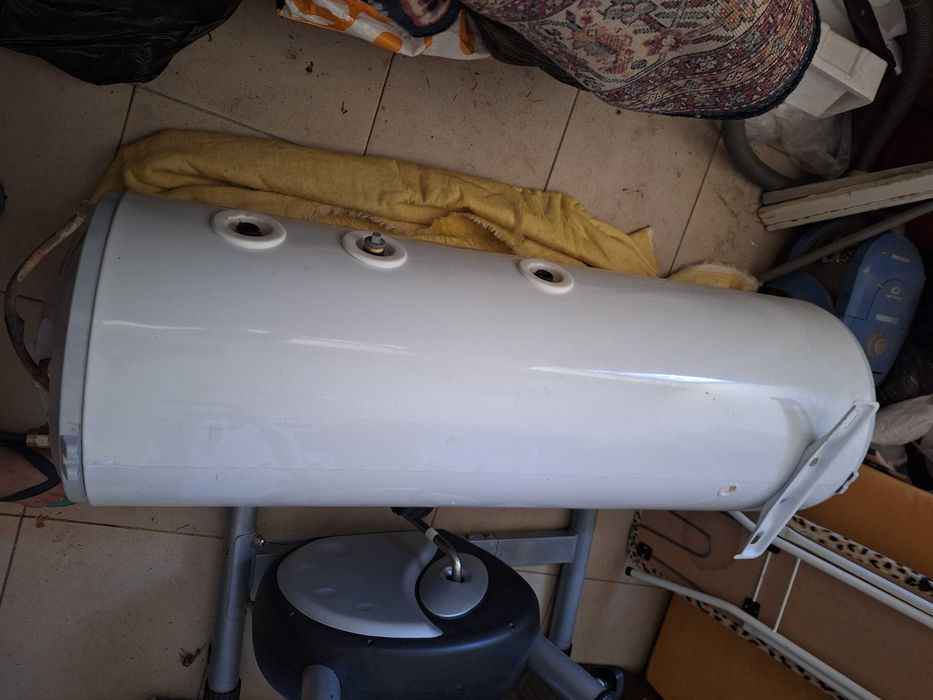 Tesy Бойлер със серпентина 77 литра