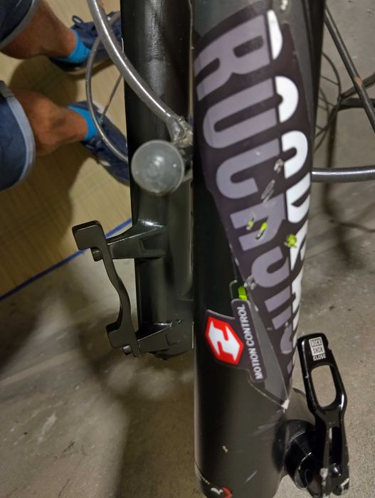 Вилка RockShox Yari RC [27.5] 170mm