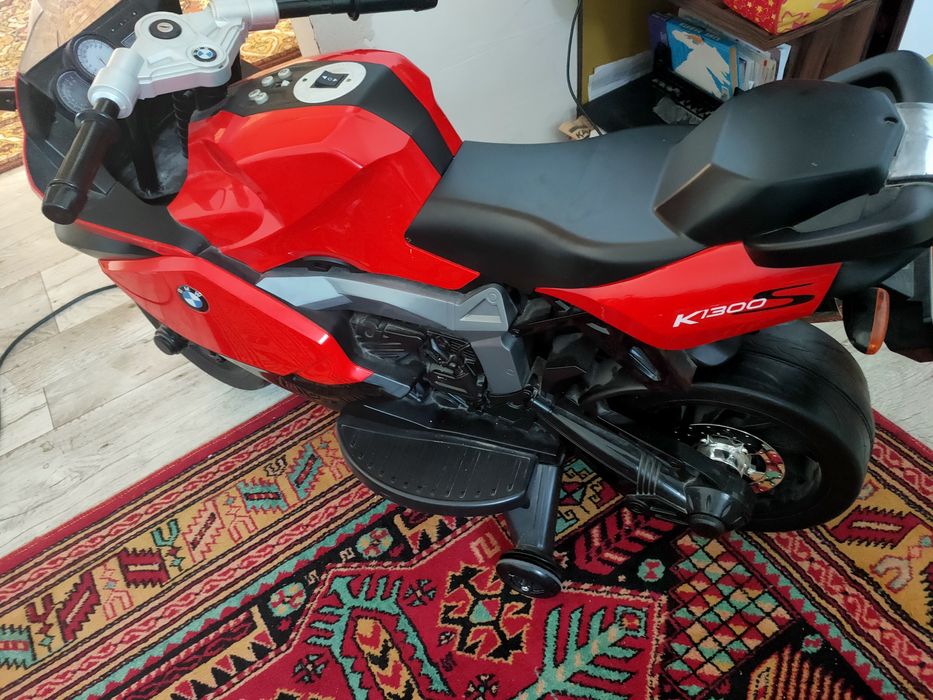 Мотоцикл в отличном состояний