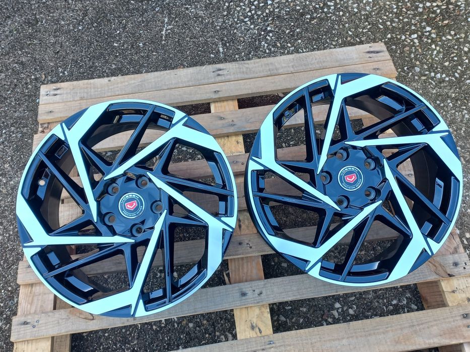 17"5×114.3 Hyundai Kia Mitsubushi Toyota Mazda Lexus Dacia Renault 7ж et35 Чисто Нови