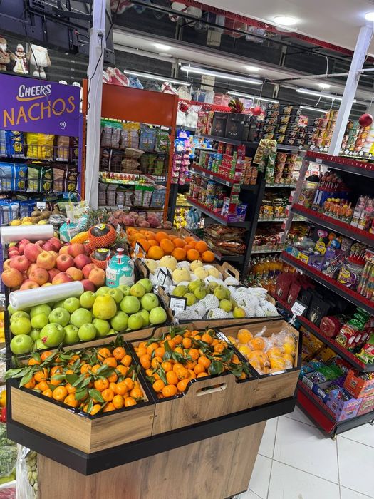 Мева полка сотилади