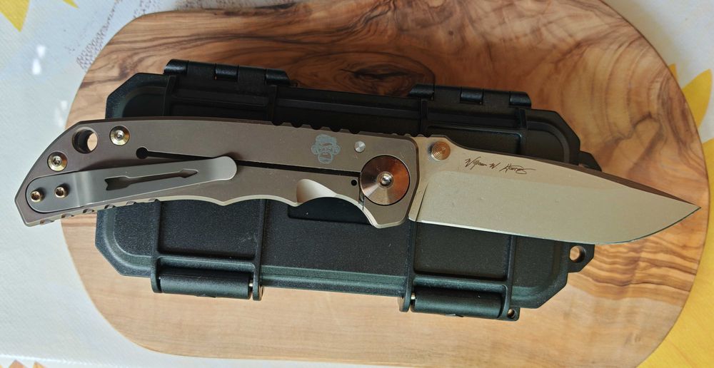 Ножове от Chris Reeve, Strider, Spartan Blades от Jufule