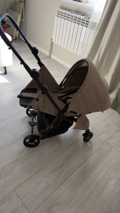 Продам каляску цена 40000