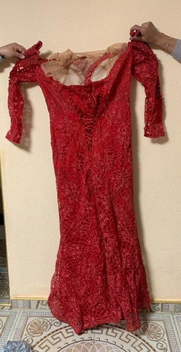 Официялна рокля, нова