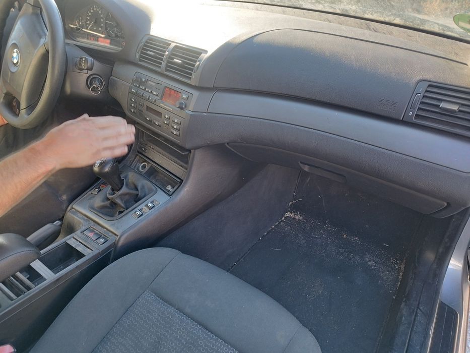 Продавам BMW E46 Фейслифт На Части