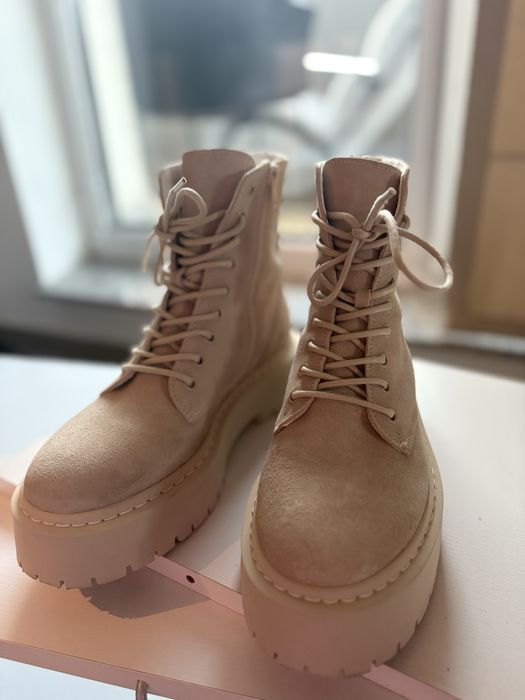 Ghete bocanci piele naturala Steve Madden bej