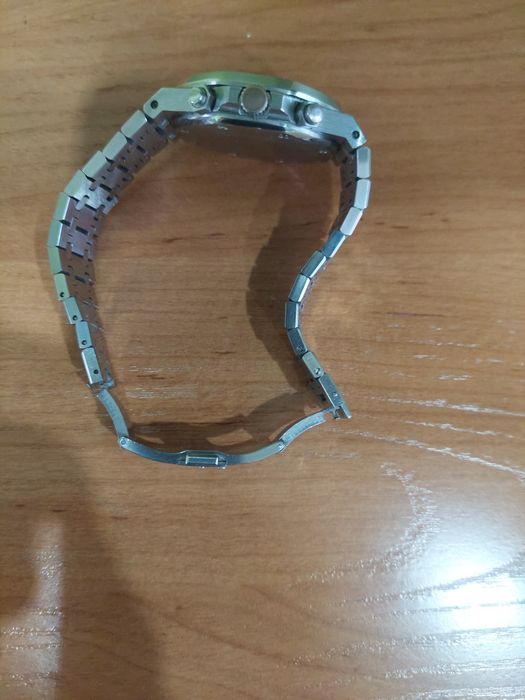Продам часы мужские