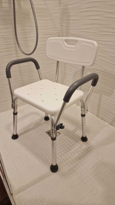 Стул для душа - алюминий, прочный пластик