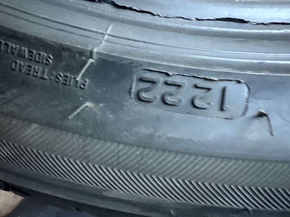 225/45/18 Bridgestone dot 2022 /150 lei bucata