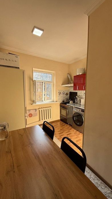 Юнусабад 14 квартал. Продается квартира 1/2/5